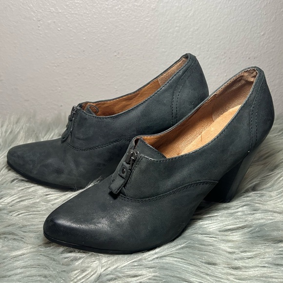 Anthropologie No. 704 B Dark Green Leather Block Heeled Pointed ToeHolt Booties - Picture 4 of 8